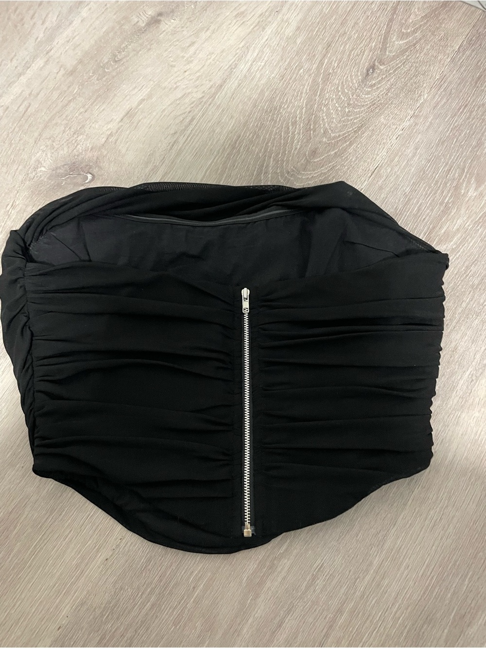 Strapless corsets